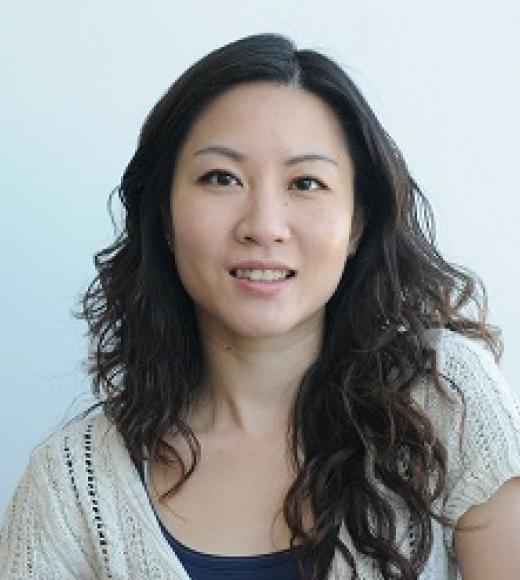 Joanna Chiu Headshot